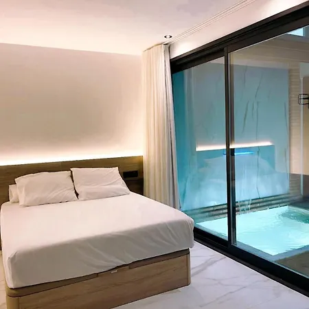 Turisticos Boutique Con Jacuzzi * Córdoba